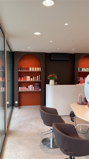 #interlookdesign #conceptdesign #thierryteirlinck #kapsaloninrichtingen #kapsaloninterieur #kappersinterieur #kappersinrichting #kapsalon #kapper #interieurprofessional #interieurdesign #interieurontwerp #interieurontwerper #interieurdesigner #interieurstylist #interieurinrichtingen #totaalinrichtingen #verbouwingen #passion #nazareth | Interlook Design