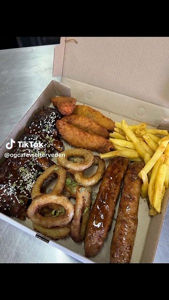 Delicious OG Cafe Mix Platter and Chicken Tikka | Order Now!