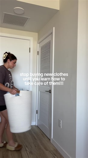 How to Keep Your Sneakers White Using OxiClean