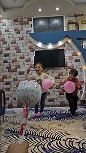 The balloon must not fall🎈🍭🍼🍬🥳🥰