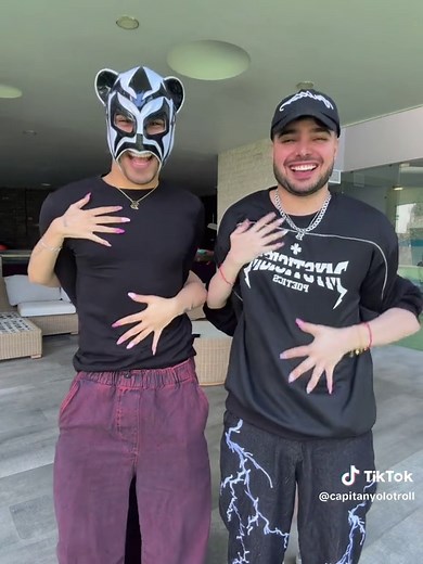 Yolo y Panda: Detrás de Cámaras y Aventuras