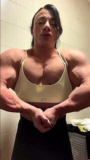 MASSIVE FBB Pec Bounce and Flex - Martina Lopez