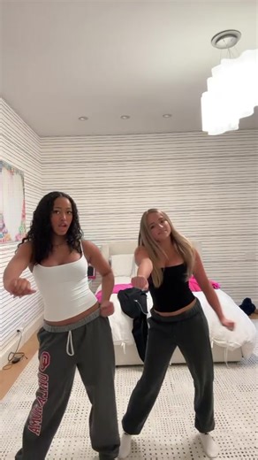 enjoy @bella | bella