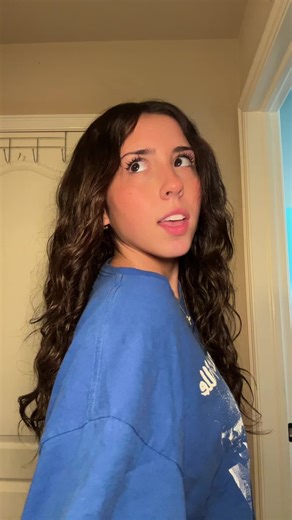 emma (@its.not.emmaharris)’s videos with original sound - 💯