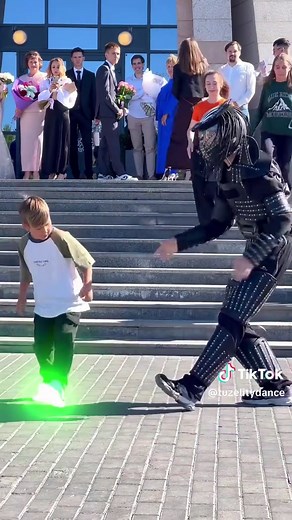 Master the Neon Shuffle Dance Moves Easily