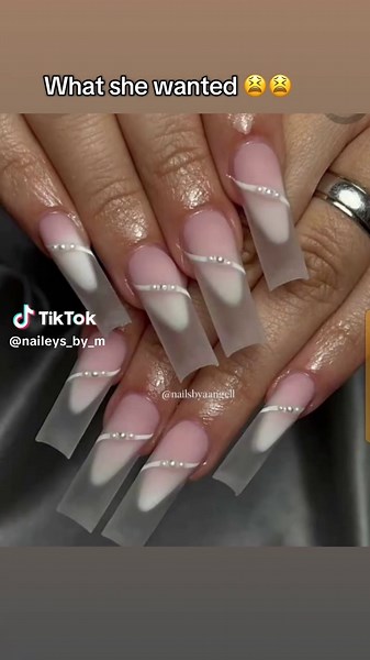 Acrylic Nail Designs: What She Ordered vs What She Got