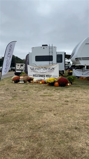 Dealer Open House has officially kicked off 🙌 We had a great first day and look forward to the next few days being just as successful! Stay tuned for new product highlights and floorplans! #rvopenhouse #gdrv4life #granddesignrv #rvdealer #rvfloorplan #fifthwheel #traveltrailer #motorized | Grand Design RV