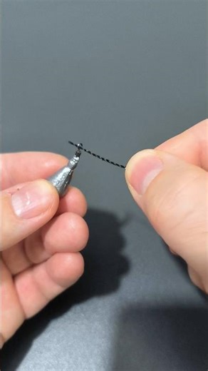 How to tie a fishing weight.