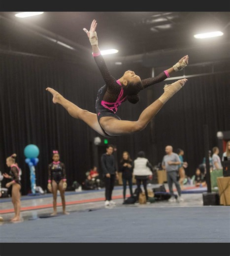Mastering Gymnastics Floor Techniques with Switch Leap