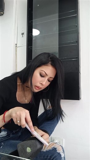 Understanding Messy Girl Culture and Its Impact