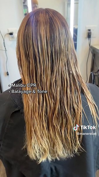 Removing red can also mean removing a few inches & a couple sessions. Couldn’t do it without @Malibu C #removingredhaircolor #hairtransformation #colorcorrection #hairtok