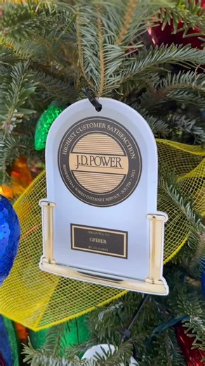 🎄 December 1st vibes 🎄 The team in Huntsville, AL channeled their holiday (and GFiber!) spirit by decorating their Downtown Huntsville Tinsel Trail tree! Peep those JD Power award-aments 👀 | GFiber