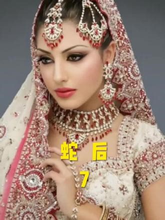 第7集｜ 男人被双头蛇扑哧了一口，本以为要完了，没想到弄巧成拙觉醒了蛇君之力 #印度神剧 #创作者伙伴扶持计划