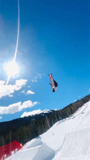 Copper Big Line is fun to film when the boys thrown down! #behappy #snowboard #coppermtn #woodward