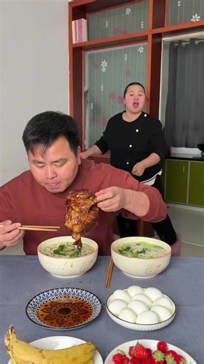 papapa (@qewsgbsmaqd)’s videos with original sound - papapa