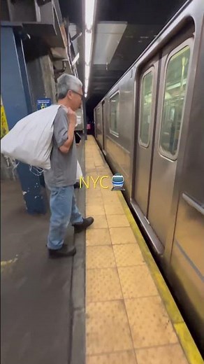 NYC:SUBWAY #2 Express Train Heading Uptown, Tuesday August 22, 2023 10:41am🚊