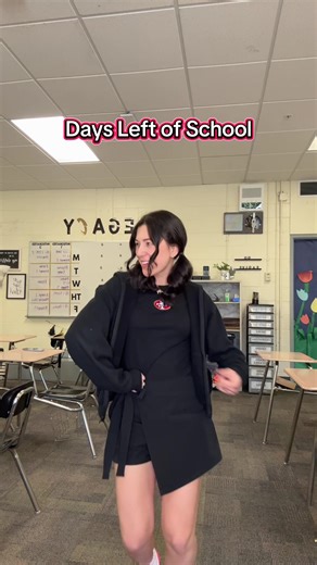 We’re getting SO CLOSE 😁 #countdown #school #lastdayofschool #summerbreak #days