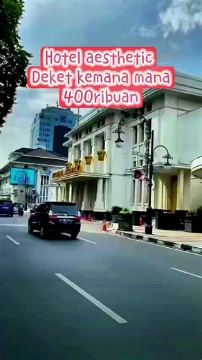 Hotel rebranding baru di Bandung yang aesthetic, ada kolam renang, spot foto instagramable dan Deket kemana mana. booking klik lokasi di video 📍Alur hotel Bandung #funfamilystay #alurhotel #hotelbandung #promotraveltengahtahun #staycationbandung