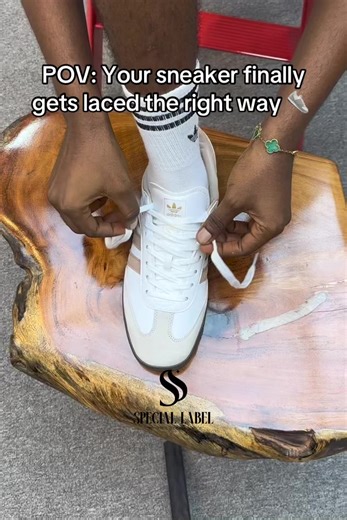Sometimes it’s the small details that change the whole look. A simple lace technique can make your sneakers sit better, look cleaner, and feel more comfortable. __________ Which style do you normally lace your sneakers with? 👇 #sneakerstyle #sneakerplug #nigeriatiktok #nike
