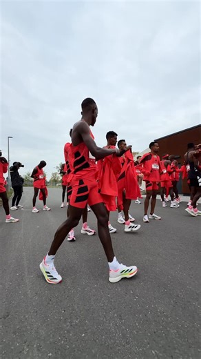 RunnersNerd on Instagram: "One of the fastest 10k road races ever, where the top 4 ran sub 27 😤 Unfortunately, there will be no Road To Records in 2026, but hopefully it will return in 2027! 📷 RunnersNerd"