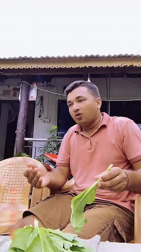 Peeling Leafy Vegetables Outdoors: A Simple Guide