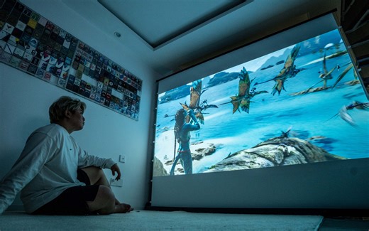 这真的是我在家里能看的画面吗？明基w2700