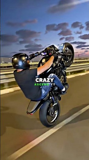 😱World’s LONGEST Motorcycle Wheelie Record🏆