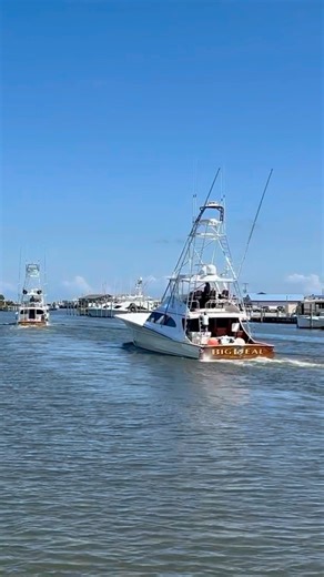 Mama Seata (Bayliss 64’) and Big Deal (Spencer 75’) on their way to Bermuda after receiving maintenance from our boatyard crew! | Bayliss Boatworks