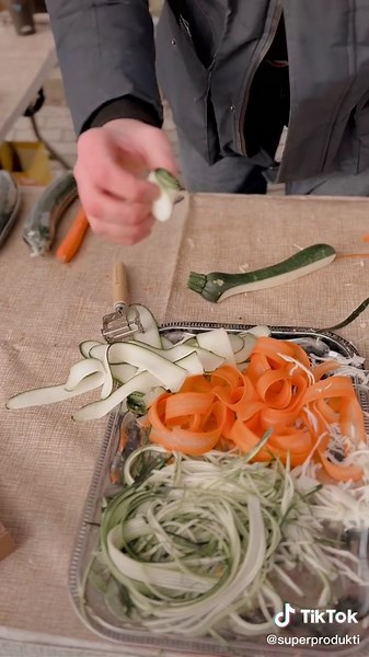 Pamācība rīvites izmantošana. #fypシ #vegan #vegitarian #food#diner #rive