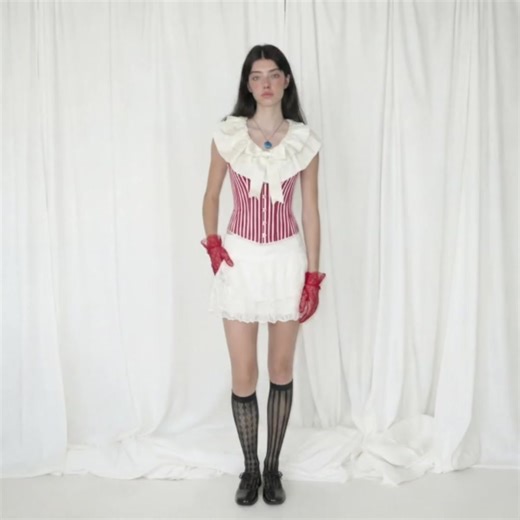 Style Snap Transform your look with instant style variations Download now & start creating! #ai #aiedit #aivideo