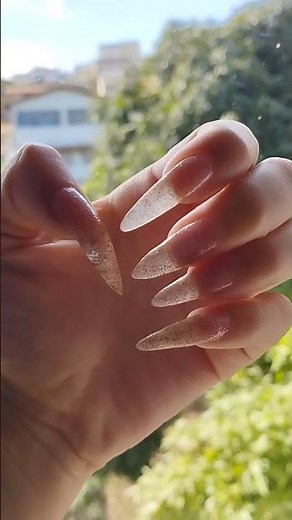 First video by our model bstrawberry showing her natural long nails (july 2022)
