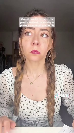 Mère prof détestée : le secret continue (Partie 13)