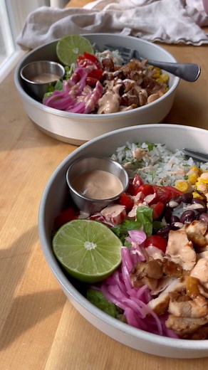 Easy Copycat Chipotle Chicken Burrito Bowls Recipe