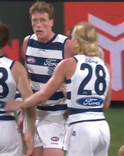 53K views · 750 reactions | Ollie Dempsey doing what he does best with two in quick succession ✌️ | Geelong Cats | Facebook