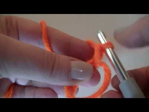 Crocheting a yarn ring - instructions for beginners