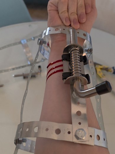 Exploring Springlock Suits in Five Nights at Freddy's