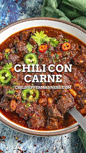 This authentic chili con carne recipe features tender beef simmered in a rich, spicy chili sauce, making it both easy to prepare and incredibly flavorful. Customize it by adding beans or tomatoes, and adjust the spice level to your liking. Try it! 😉 RECIPE: https://www.chilipeppermadness.com/recipes/chili-con-carne/ If the link does not work on your mobile, please google “chili con carne chili pepper madness”. Use hashtag #chilipeppermadness if you make this recipe! | Chili Pepper Madness - Rec