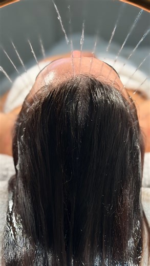 Lou| Vietnamese massage Head Spa & Holistic Skincare on Instagram: "Imagine not allowing yourself to feel this level of unburdening Every sensation you unburden more Every exhale your breathing out those worries Every inhale your shoulders drop some more Until the bed has fully enveloped you and you are in a deep state of euphoria Imagine never allowing yourself that 😩😩 I am an internationally trained massage therapist and this is my speciality 🫶🏻🫶🏻 Are you ready to exhale #exhalespa #exha