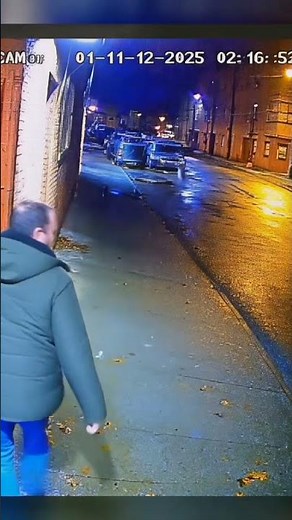 🤐Dog PUTS Himself Between a Coyote and His Owner | Brave Moment Caught on CCTV