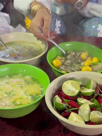 Vietnam night food #streetfood #vietnam #vietnamesefood