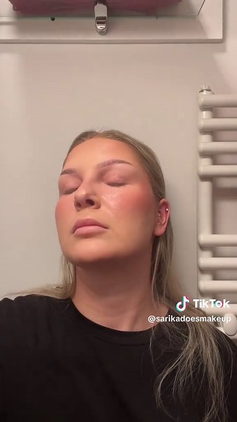 Bridal Fair Makeup Preparation in Hamburg