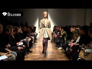 HEIDI MOUNT + KAMILA F. MODELS WOMAN FALL/WINTER 2010-11