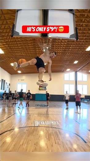 5’9” Dunking MACHINE! ‪@hyt_check‬