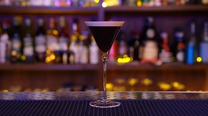 89K views · 2.5K reactions | Espresso Martini: The most refreshing martini in the world. The taste is rich and wonderful, crossing the line between sweet and bitter and frothy. I'm building my website to help everyone make your own Home Bar, check it out: https://bournisshop.com/ #whiskey #whiskeylife #bar #cocktails #cocktail #bartenderlife #bartender #cocktailbar #liquors #bartenderstyle #martini #martinitime #martinique | Bartender Bournis | Facebook