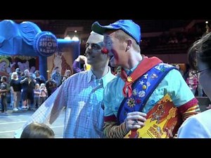 Circus Train is Home to Traveling Performers