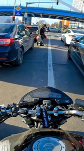 421K views · 5.1K reactions | Cu copilul de mână printre mașini. Nu pot spune că e cea mai bună idee, dar măcar copilul a fost atent.  Chiar și asa, într-un final am plecat cu toții cu zâmbetul pe buze și nimeni nu a pățit nimic  Videoclipul complet poate fi găsit pe canalul de YouTube! ▶️ #motorbike27 | MotorBike | Facebook