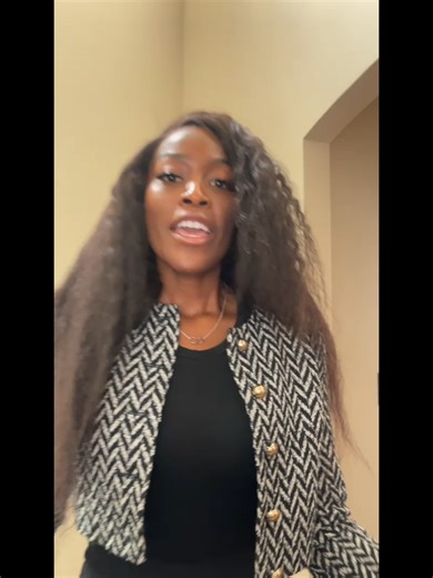 Hospital discharge isn’t “done.” It’s the handoff. Before you leave, ask the discharge coordinator these 5 questions so you’re clear on: ✅ level of care needed ✅ type of order/appointments ✅ follow-up appointments ✅ meds (what changed when to take them) ✅ who to call if something goes wrong This quick checklist cuts confusion, helps prevent avoidable readmissions, and makes recovery at home safer. Call us @ 470-961-5300 #RespiteCare #SeniorCare #DecaturGA #ElderCare #CaregiverSupport #AssistedLi