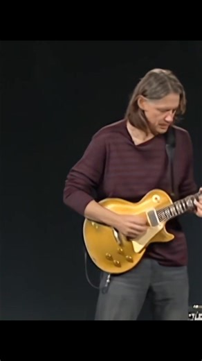 Watch full lesson here: https://jazzlegendlessons.com/products/blues-solos-technique-by-robben-ford | Jazz Legend Lessons