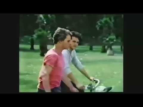 BOSOM BUDDIES - Original ABC Opening - 1980 - Theme Song Credits - Intro