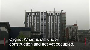 A fire safety review at the University of Lincoln highlights concerns with cladding on part of a new student accommodation block. | BBC East Yorkshire